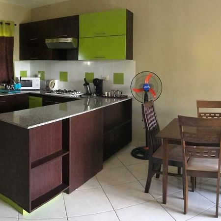 Appartamento Les Lauriers Flic-en-Flacq Esterno foto